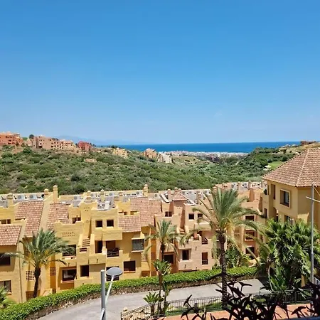 Tranquilo Apartamento En Duquesa Village Apartment *