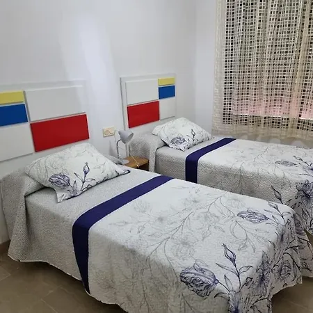 Tranquilo Apartamento En Duquesa Village Apartment *