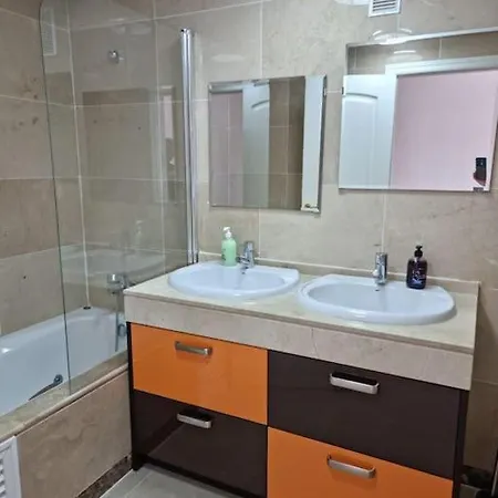 Tranquilo Apartamento En Duquesa Village Apartment *